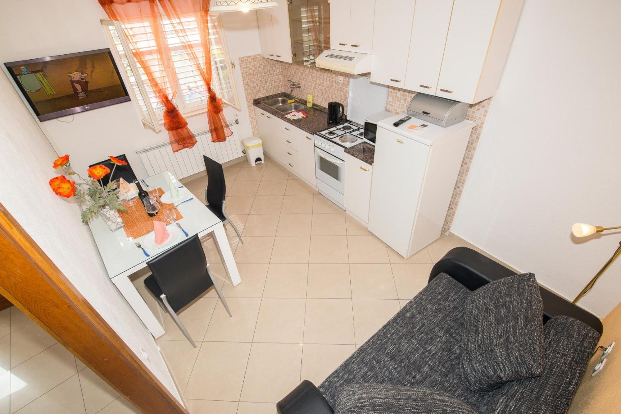 Apartments Marieta Makarska Room photo