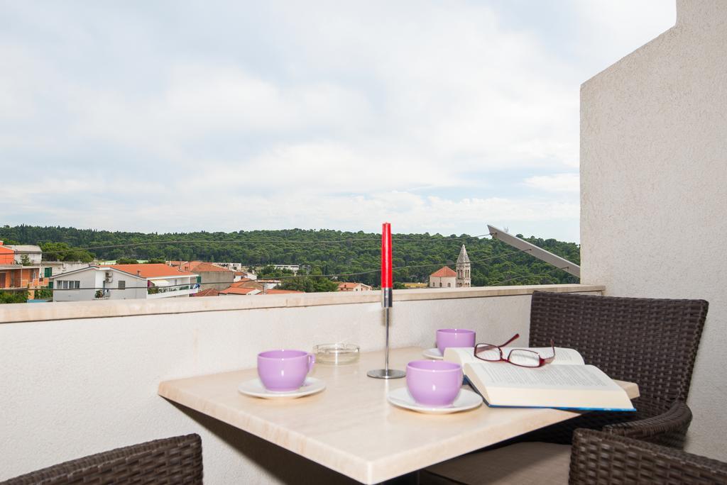 Apartments Marieta Makarska Exterior photo